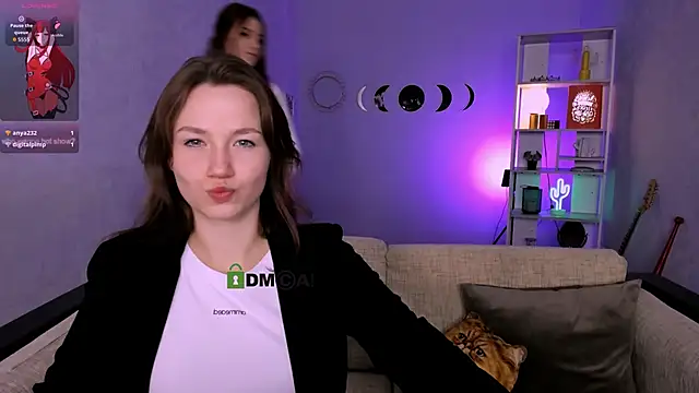 catherine kitty online show from December 18, 8:26 pm