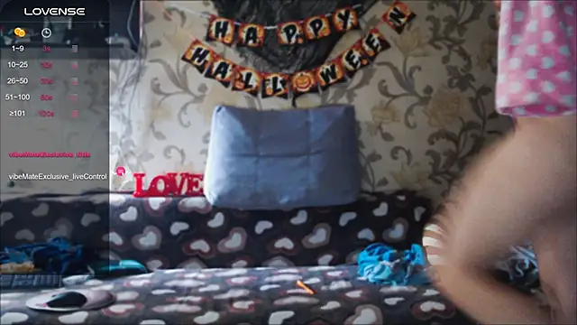 JennyStormy online show from October 20, 7:31 am