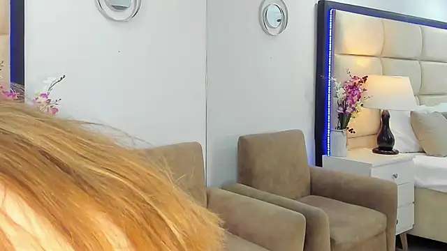 ArianaFranco online show from February 10, 4:47 pm