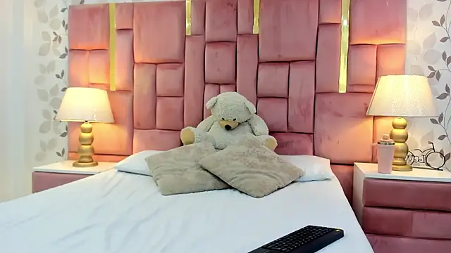 ArianaFranco online show from March 29, 2:17 pm