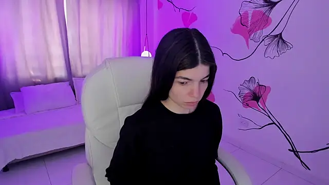 Snapshot of Isabela_Fiorelli chatting on December 15, 1:15 pm Isabela Fiorelli online show from December 15, 1:15 pm