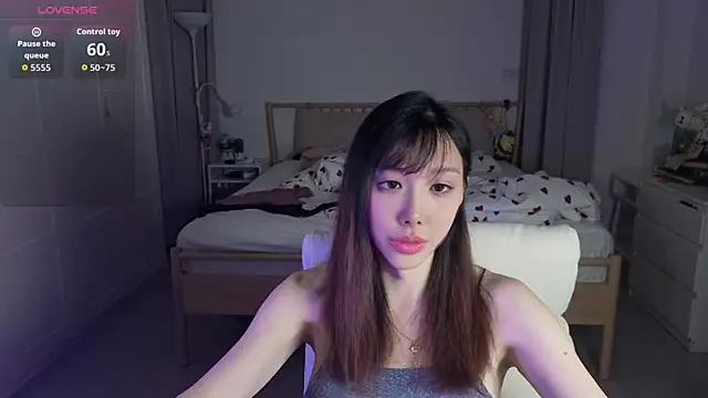 Snapshot of joycemilka chatting on June 7, 1:15 pm joycemilka online show from June 7, 1:15 pm