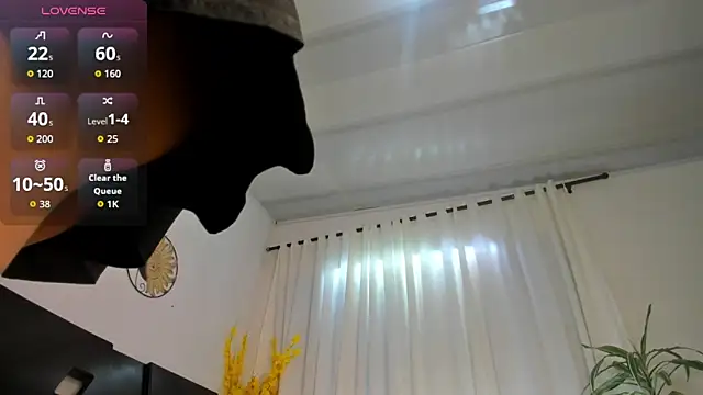 Snapshot of Dakotacarvajal chatting on November 22, 6:18 pm Dakotacarvajal online show from November 22, 6:18 pm