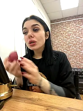 MaeveMoon online show from November 2, 4:09 pm