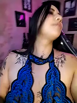 Snapshot of cherryy_bombshelll chatting on November 12, 7:24 pm cherryy bombshelll online show from November 12, 7:24 pm