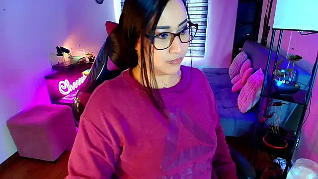 Snapshot of cherryy_bombshelll chatting on May 5, 2:58 pm cherryy bombshelll online show from May 5, 2:58 pm