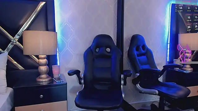 SophieWinsloow online show from March 19, 1:40 pm