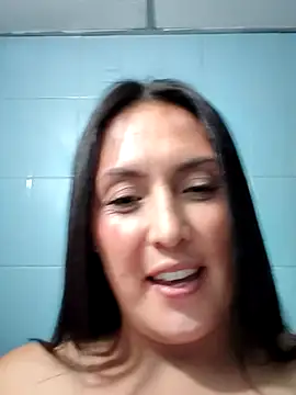 dulce valeriaa online show from February 17, 11:53 pm