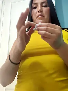 dulce valeriaa online show from February 20, 9:31 pm