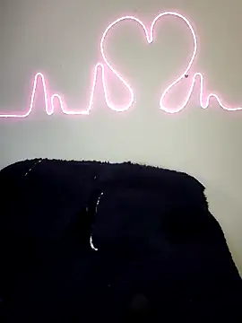 dulce valeriaa online show from March 19, 11:14 pm