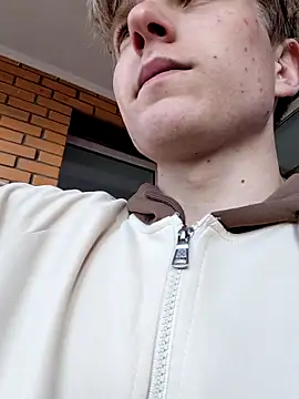 And25bn online show from November 3, 7:09 am