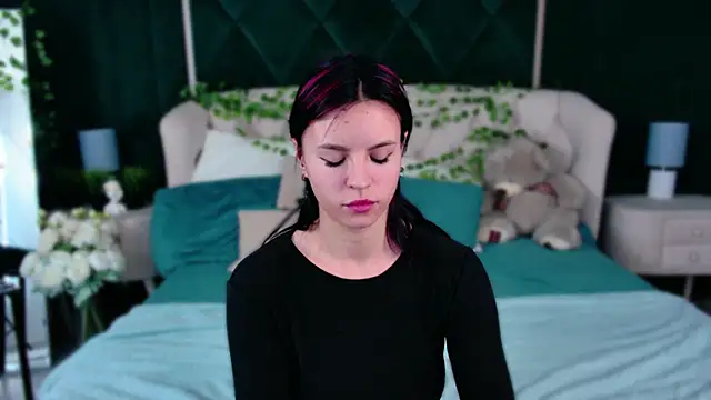 Kiara Rolls online show from February 12, 11:41 pm