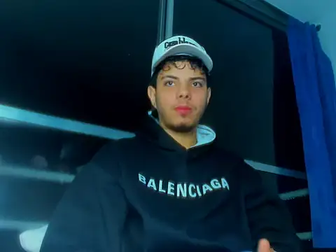 Alessandro 1610 online show from October 2, 5:58 am