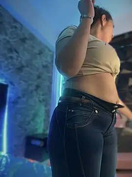 Snapshot of Carola-Ross chatting on March 6, 5:46 am Carola-Ross online show from March 6, 5:46 am