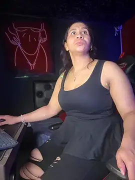 Snapshot of Carola-Ross chatting on March 15, 2:56 am Carola-Ross online show from March 15, 2:56 am