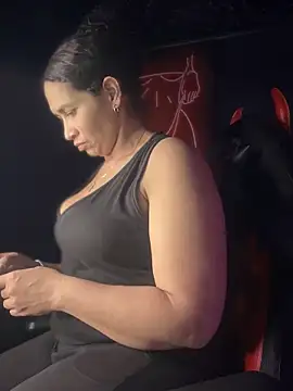 Snapshot of Carola-Ross chatting on March 17, 2:08 am Carola-Ross online show from March 17, 2:08 am