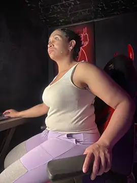 Snapshot of Carola-Ross chatting on March 18, 2:15 am Carola-Ross online show from March 18, 2:15 am