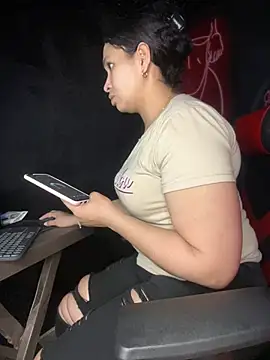 Snapshot of Carola-Ross chatting on March 21, 2:28 am Carola-Ross online show from March 21, 2:28 am