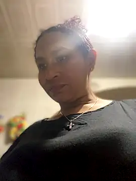 Snapshot of Carola-Ross chatting on September 19, 5:57 pm Carola-Ross online show from September 19, 5:57 pm