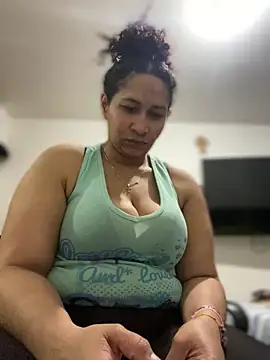 Snapshot of Carola-Ross chatting on March 16, 10:58 pm Carola-Ross online show from March 16, 10:58 pm