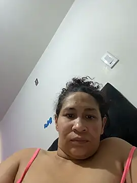Snapshot of Carola-Ross chatting on April 20, 4:54 pm Carola-Ross online show from April 20, 4:54 pm