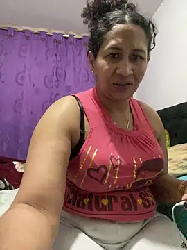 Snapshot of Carola-Ross chatting on April 27, 5:22 pm Carola-Ross online show from April 27, 5:22 pm