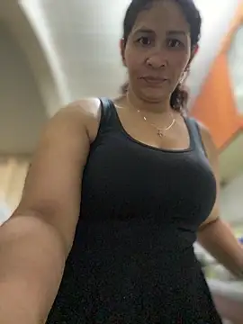 Snapshot of Carola-Ross chatting on May 14, 7:53 pm Carola-Ross online show from May 14, 7:53 pm