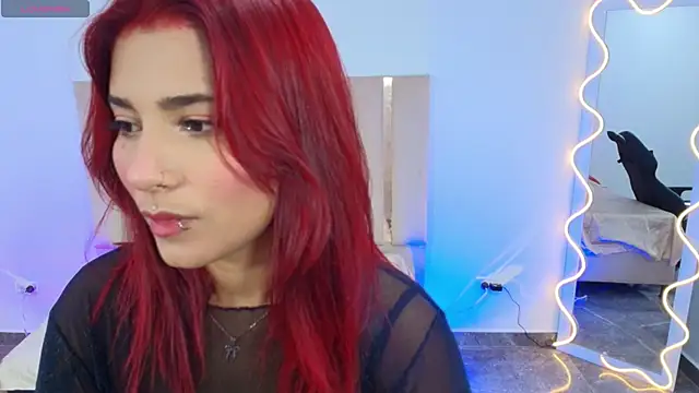 Snapshot of Gaby_tay1 chatting on February 11, 3:08 am Gaby tay1 online show from February 11, 3:08 am