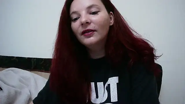 caty33 online show from March 2, 7:10 am
