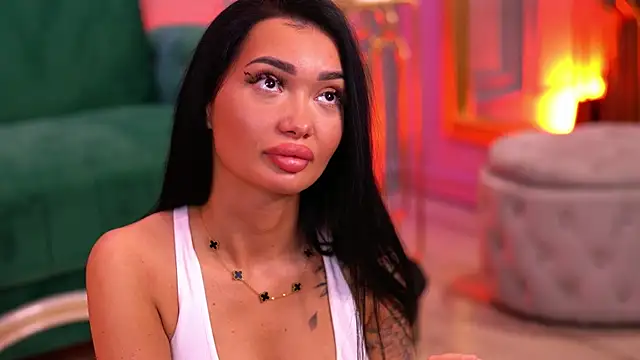 SashaFerrera online show from February 17, 10:25 pm