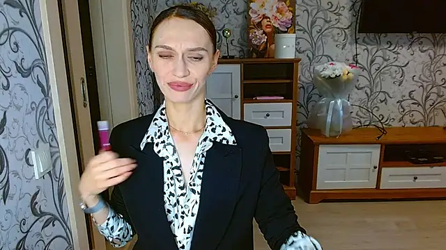 Snapshot of Lady_Sunshine_ chatting on October 6, 5:38 am Lady Sunshine  online show from October 6, 5:38 am