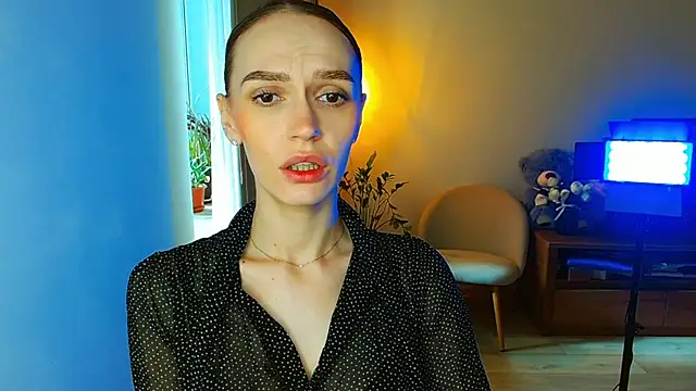 Lady Sunshine  online show from March 19, 7:23 am