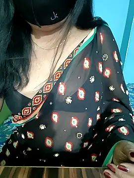 Snapshot of fuunalka chatting on April 13, 8:42 am fuunalka online show from April 13, 8:42 am