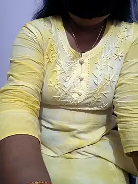 Snapshot of fuunalka chatting on May 10, 9:03 am fuunalka online show from May 10, 9:03 am