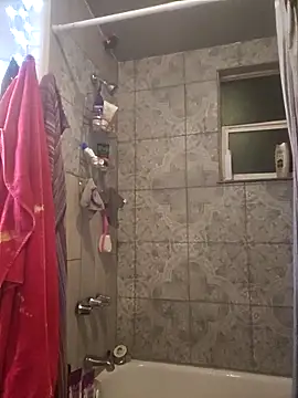 Snapshot of ShysluutGia chatting on September 19, 5:09 am ShysluutGia online show from September 19, 5:09 am