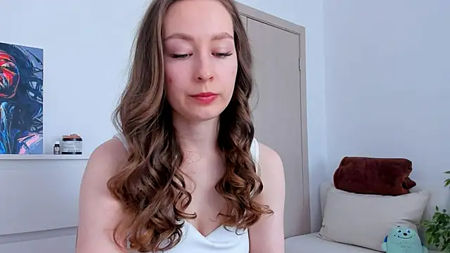 marilinaal online show from April 29, 7:45 am