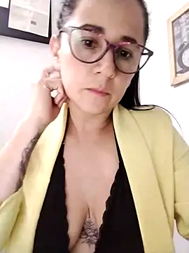 Alanna 11 online show from March 6, 1:48 am