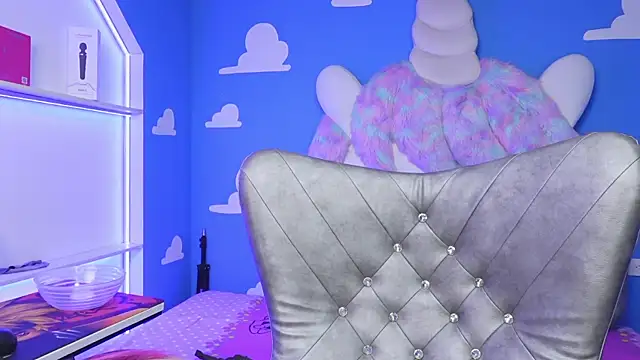 Snapshot of miss___angel chatting on October 22, 6:07 pm miss angel online show from October 22, 6:07 pm