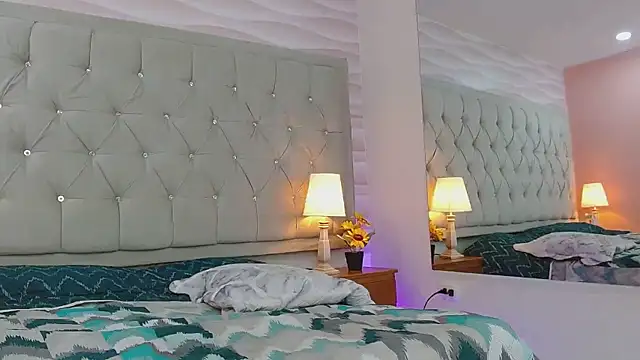 pamelasoto online show from March 3, 6:22 pm