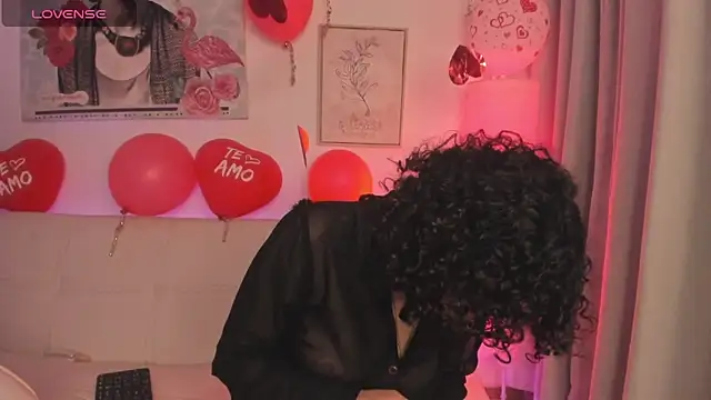 Dhalila  online show from February 15, 8:00 am