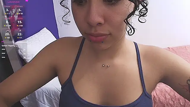 Snapshot of Dhalila_ chatting on March 28, 11:04 pm Dhalila online show from March 28, 11:04 pm