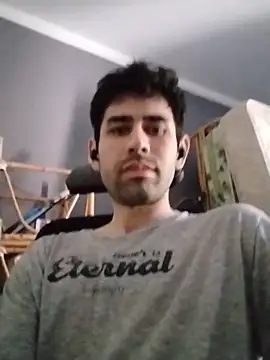 danicrux online show from December 3, 6:39 pm