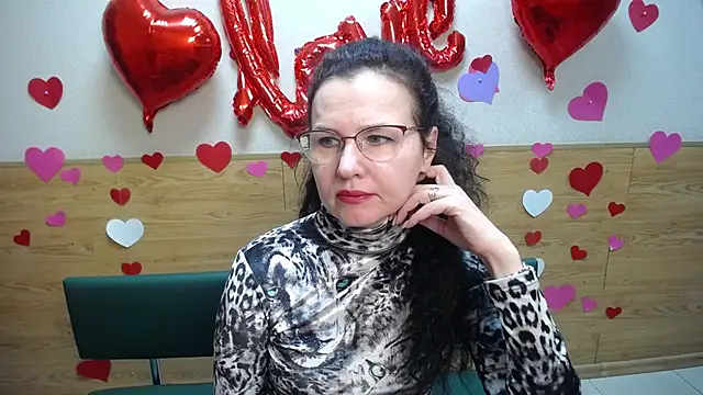 Miroslava Happi online show from March 8, 6:10 am