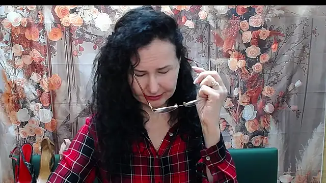 Miroslava Happi online show from March 20, 6:40 am