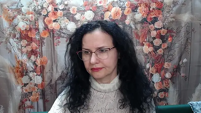 Miroslava Happi online show from April 10, 6:07 am
