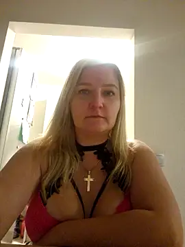 Snapshot of xwera chatting on September 14, 6:29 pm xwera online show from September 14, 6:29 pm