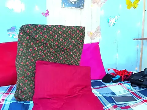 Snapshot of corynatayler chatting on November 28, 11:07 pm corynatayler online show from November 28, 11:07 pm