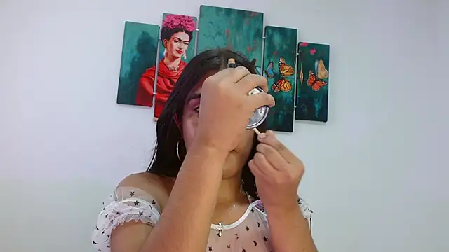 Selena fox7 online show from February 20, 8:03 pm