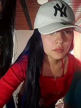 CHLOE ISABELL online show from October 1, 6:03 pm