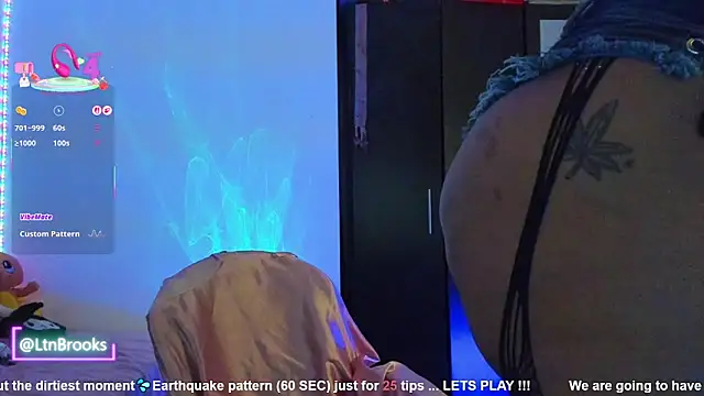 Annaa Brooks online show from September 25, 12:58 am